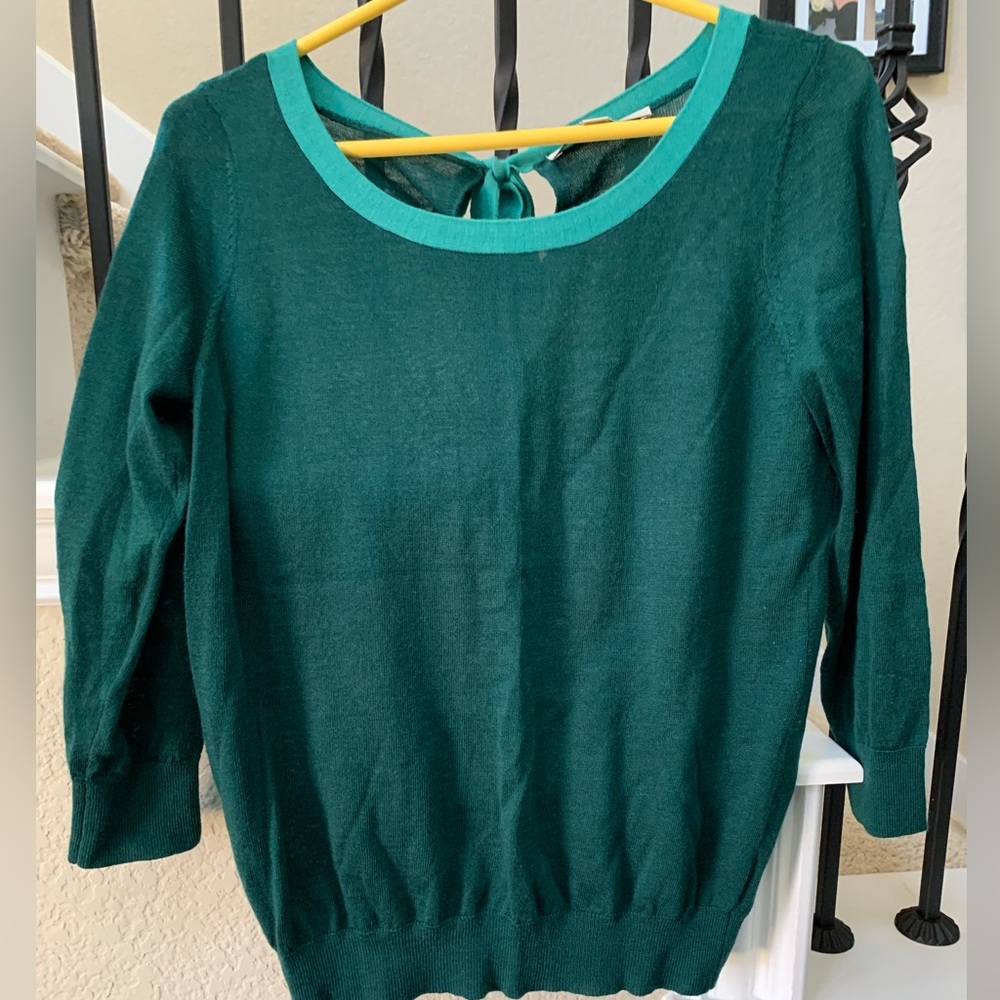 Cute bow back detail wool/acrylic/poly blend sweater from LOFT
